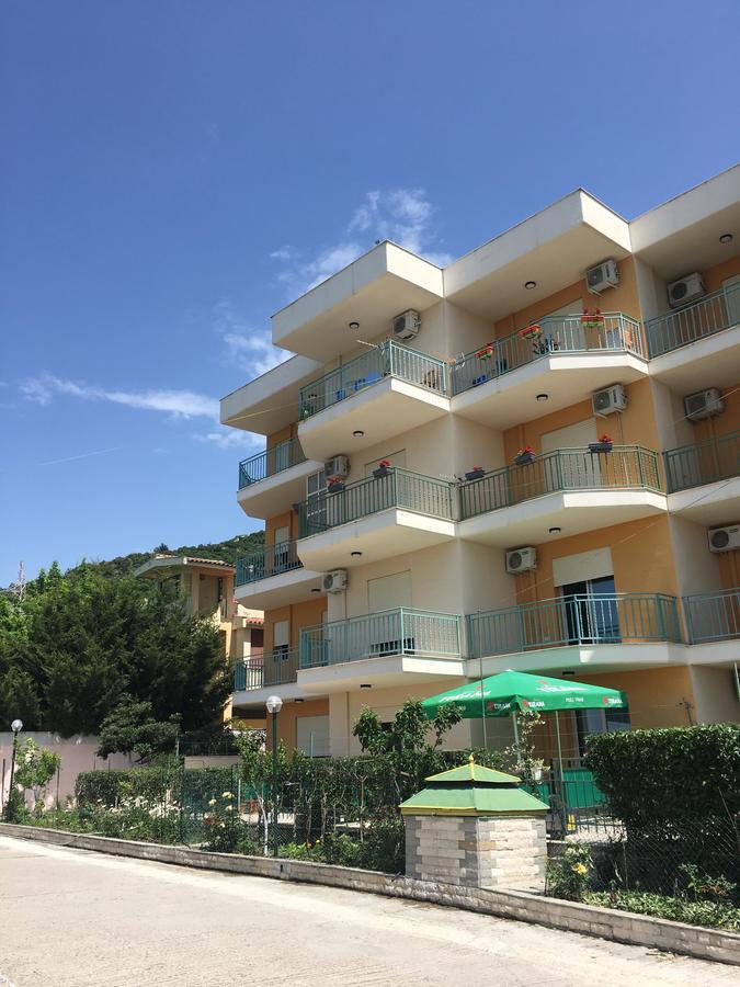 Rezidenca Martin Apartment Vlore Luaran gambar